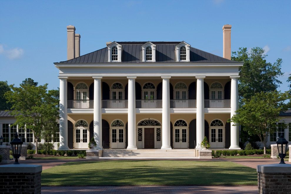 Acadian Style Homes for a Traditional Exterior with a Colonial and Neoclassical Estate | Bluffton, South Carolina by Historical Concepts