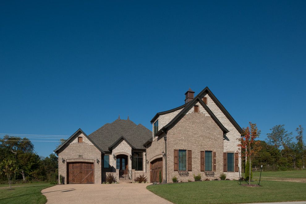 Acme Brick for a  Spaces with a Concrete Steps and Oxmoor Valley by Acme Brick Company