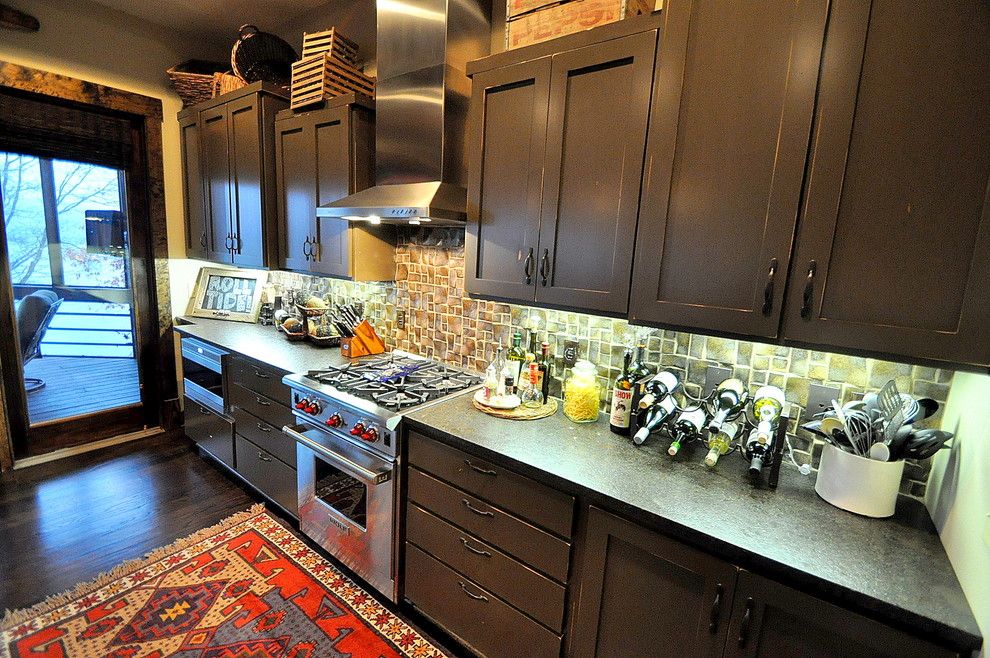 Allsouth Appliance for a Traditional Kitchen with a Dark Hardwood Floors and Smith Lake Project by Allsouth Appliance Group, Inc.