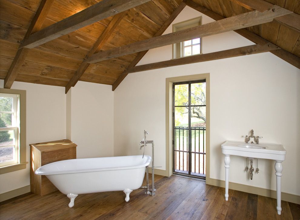 Attic Truss for a Traditional Bathroom with a Baseboards and Bathroom by Fredendall Building Company