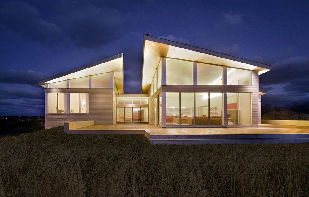 Bega Lighting for a Modern Exterior with a Views and Modern Beach Home by Zeroenergy Design