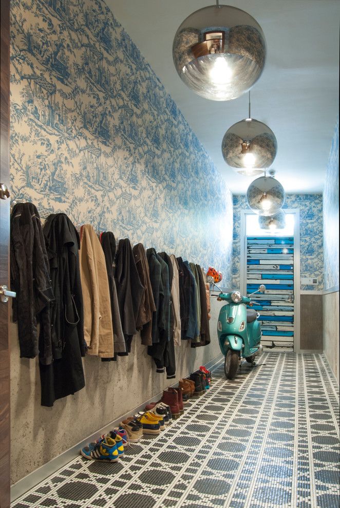 Bisazza for a Contemporary Entry with a Wallpaper and My Houzz: A Basketball Court, a Rooftop Kitchen and More in Manhattan by Adrienne Derosa