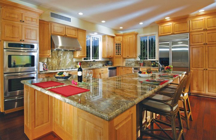 Canyon Creek Cabinets For A Eclectic Kitchen With A Frameless