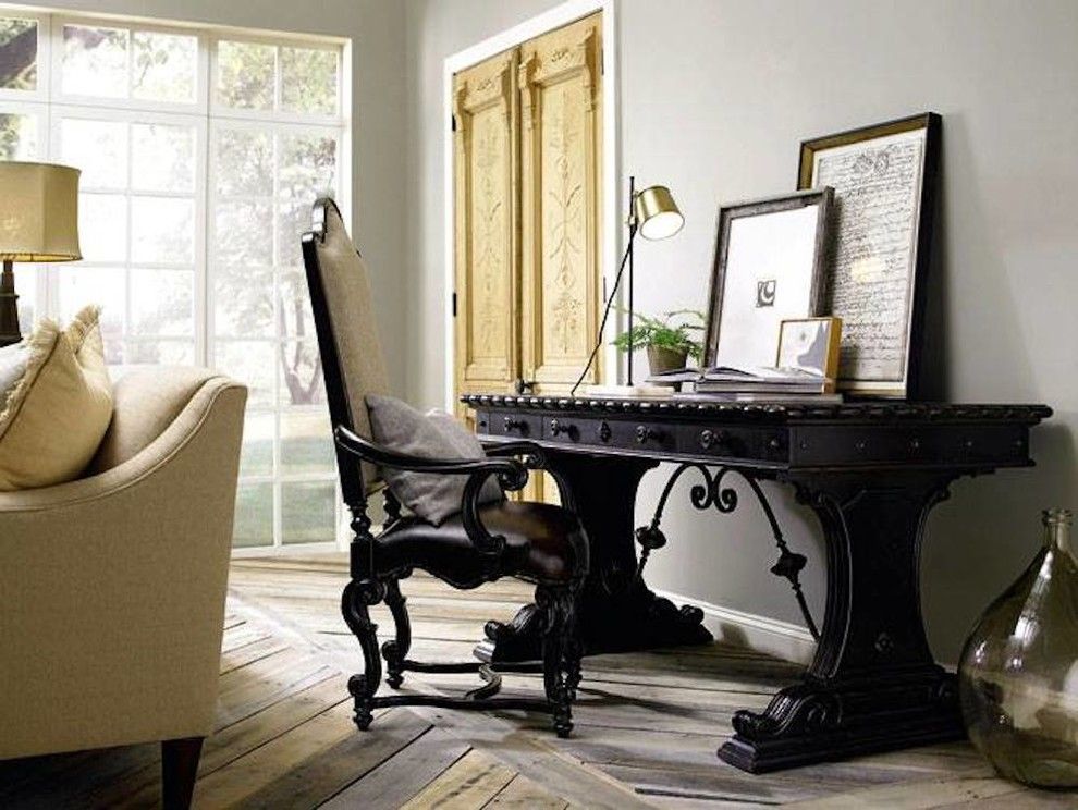 Chapin Furniture for a Transitional Living Room with a Victorian and Gallery by Chapin Furniture Outlet Inc