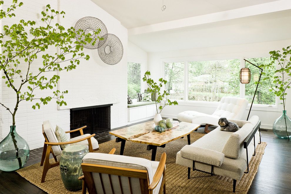 Chinese Pistachio Tree for a Midcentury Living Room with a Corner Windows and Homes Portfolio by Lincoln Barbour Photo