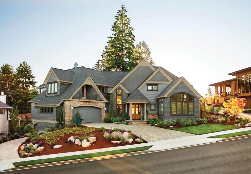 Clapboard for a Traditional Exterior with a Black Window Trim and Montauk Home Portland Street of Dreams by Alside