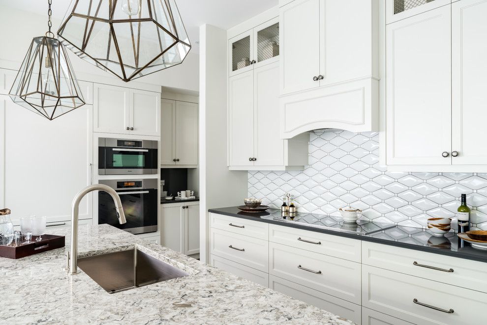 Coldspring Granite for a Contemporary Kitchen with a Island and Port Credit Lakefront Town Home by Toronto Interior Design Group | Yanic Simard