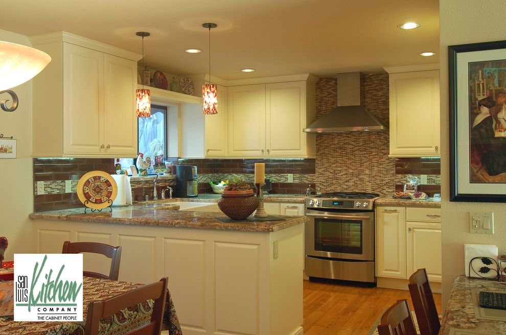 Craigslist San Luis Obispo for a Traditional Kitchen with a Baked on Catalyzed Conversion Varnish and San Luis Kitchen, French Vanilla by San Luis Kitchen Co.