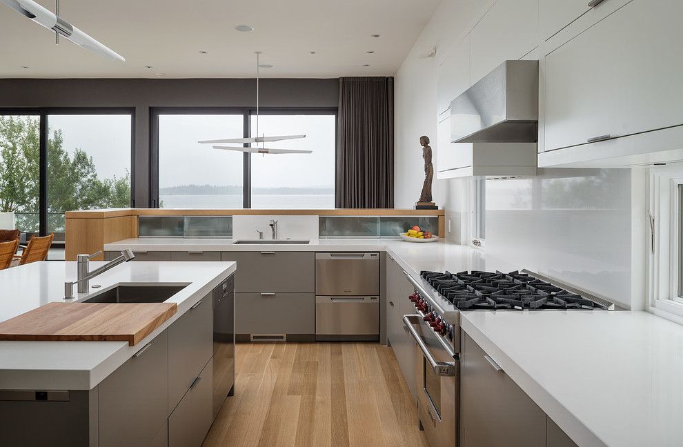 Cumtv for a Modern Kitchen with a Gray Cabinets and Madrona Residence by Ccs Architecture