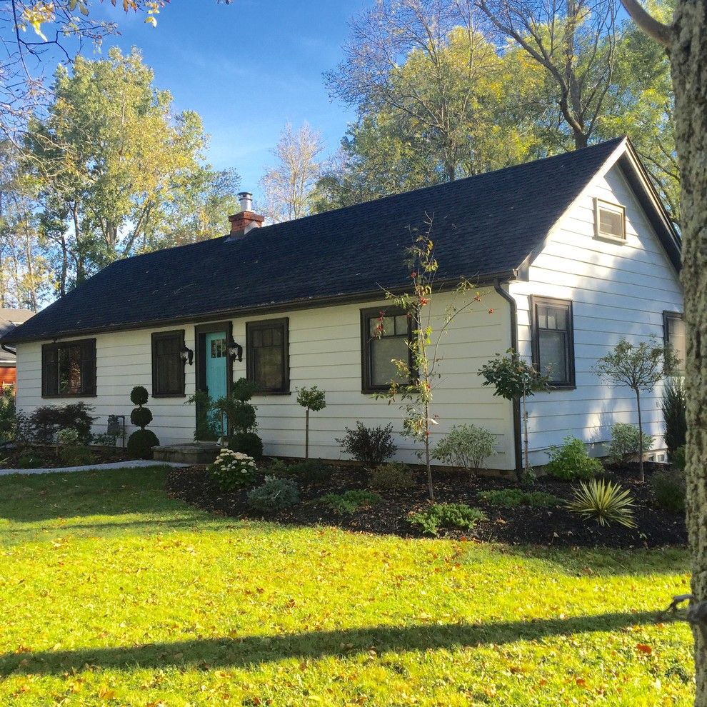 Curb Appeal Landscaping for a  Landscape with a After Picture Homes Color Change From Burnt Orange to Light and Pleasant Ave Ridgeway by Curb  Appeal Landscaping Inc.