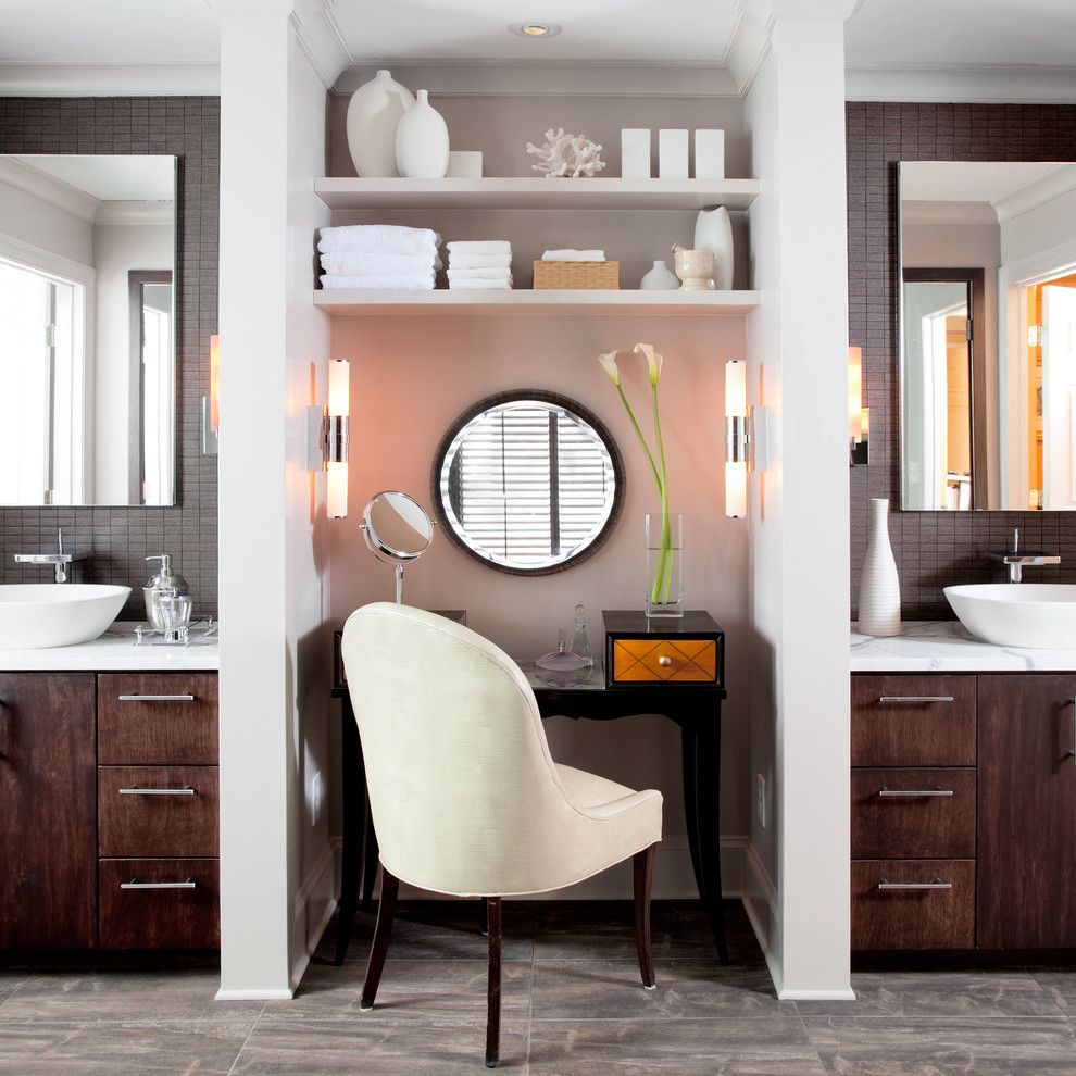 Desk Galore for a Modern Bathroom with a Dressing Table and the Silverstein Home Project by Hansgrohe Usa