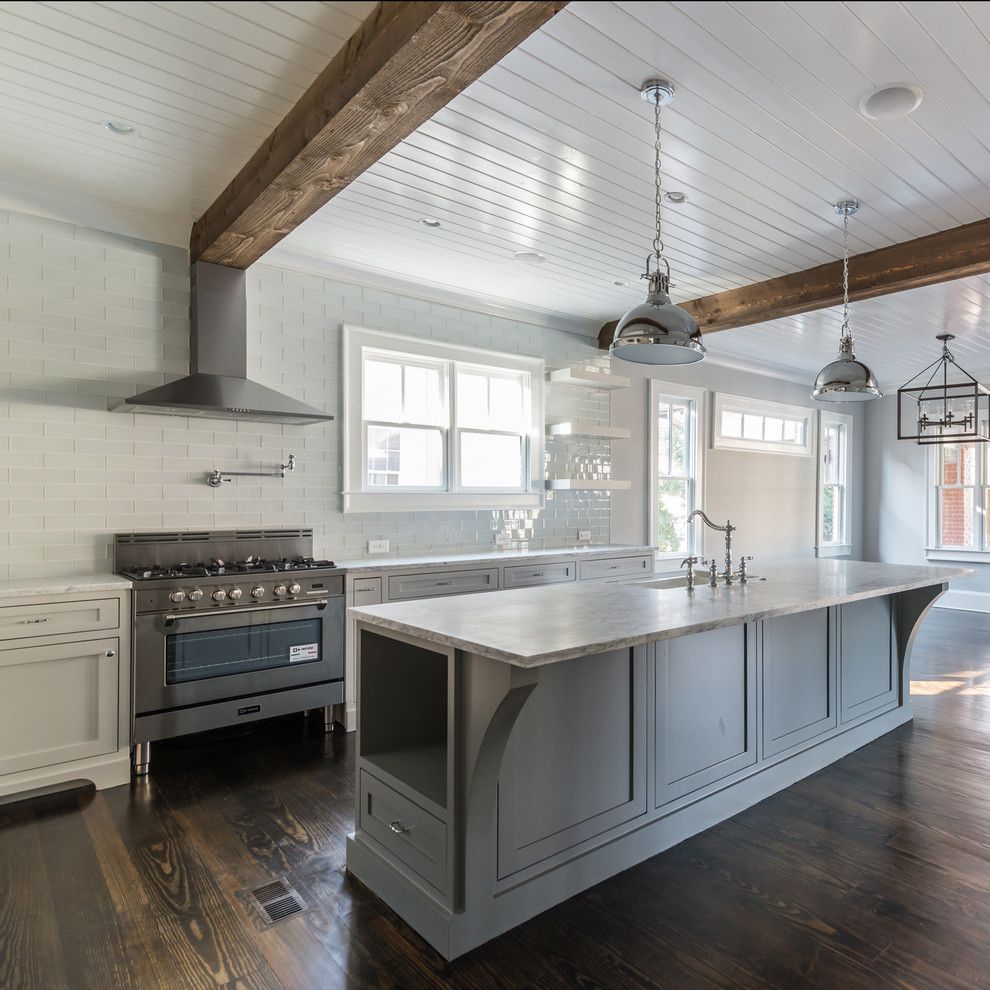 Dishnet Customer Service for a Modern Kitchen with a White Backsplash and the Verona 36