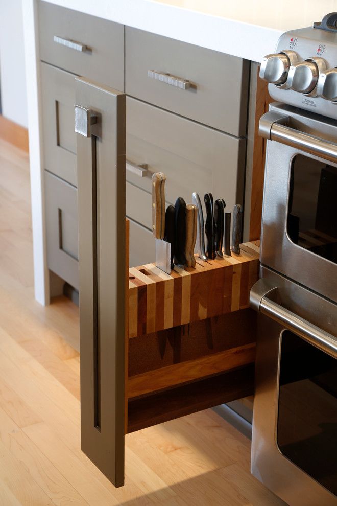 Dishnet Customer Service for a Transitional Kitchen with a Kitchen Storage Ideas and Shiela Off, Cmkbd by Signature Design & Cabinetry Llc