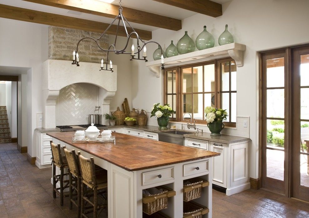 Dunn Edwards Swiss Coffee for a Traditional Kitchen with a White Cabinets and Kitchen by Palm Design Group