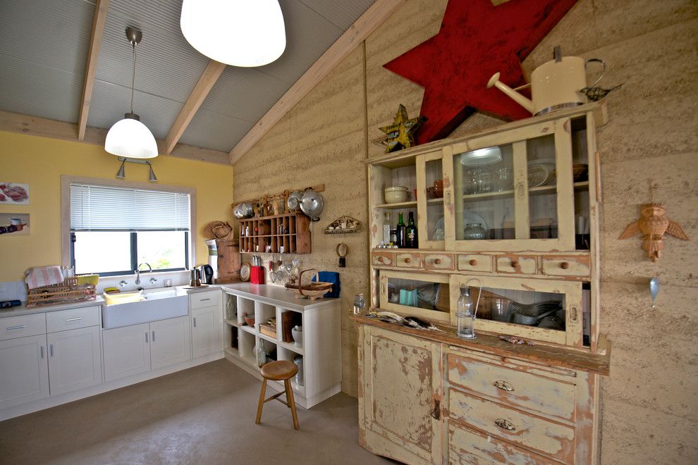 Everglades Farm Equipment for a Shabby Chic Style Kitchen with a White Cabinets and My Houzz: Artist Home and Studio Overlooking Kangaroo Island by Jeni Lee