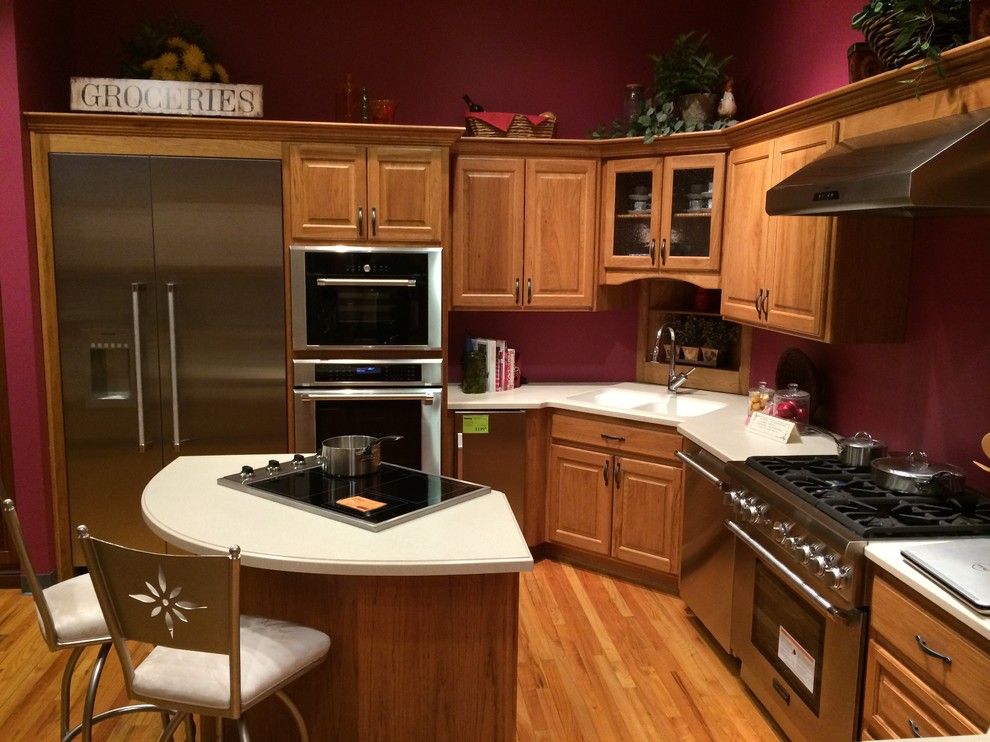 Factory Direct Appliance for a Traditional Kitchen with a Traditional and Kitchen Vignettes by Factory Direct Appliance