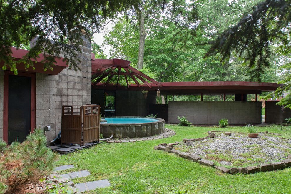 Fallingwater House for a Midcentury Exterior with a My Houzz and Lipkind House by Jason Snyder