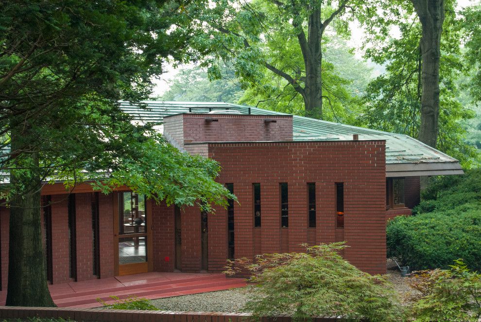 Fallingwater House for a Modern Exterior with a Frank Lloyd Wright and Houzz Tour: An Architectural Relic Thrives in the Heartland of Ohio by Adrienne Derosa