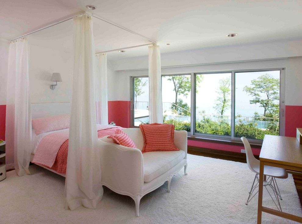 Feng Shui Bedroom For A Eclectic Bedroom With A Pink And Red