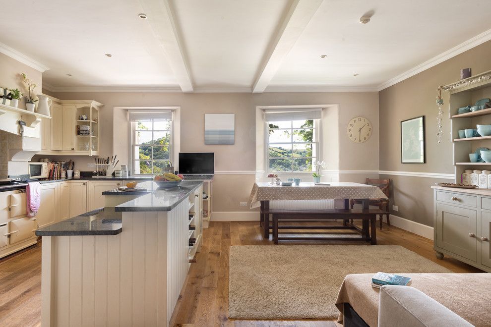 First Apartment Checklist for a Farmhouse Dining Room with a Framed Artwork and the Garden Apartment, Inverdart by Colin Cadle Photography