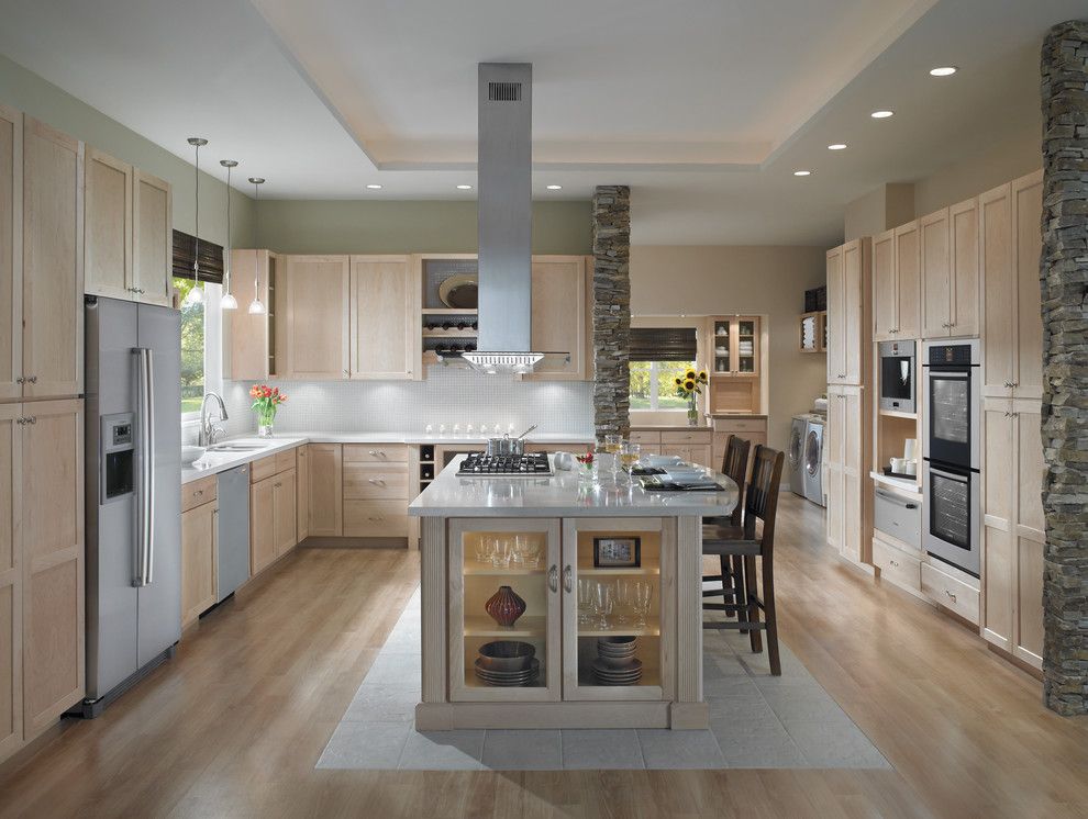 Florida Builder Appliances for a Transitional Kitchen with a Appliances and Bosch Lookbook by Florida Builder Appliances