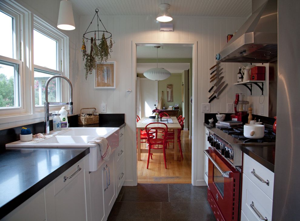 Freds Appliance for a Farmhouse Kitchen with a Range Hood and Amy A. Alper, Architect by Amy A. Alper, Architect