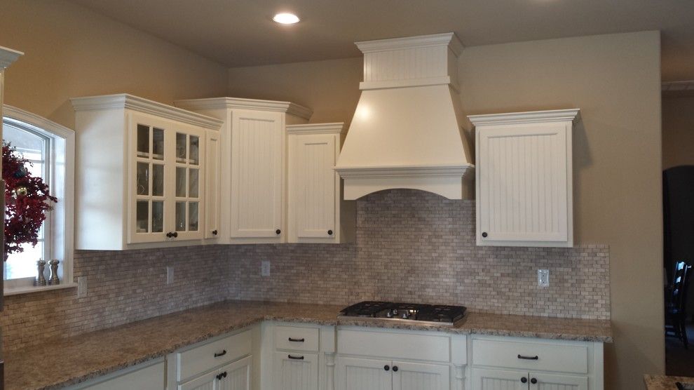 Hahn Appliance Tulsa for a Traditional Kitchen with a Cabinet and Wilson by Arches Construction Corp.