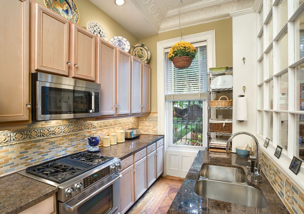 Hahn Appliances for a Traditional Kitchen with a Window Treatments and Kitchen, Historic Townhouse, Brooklyn, New York by Vanni Archive/architectural Photography