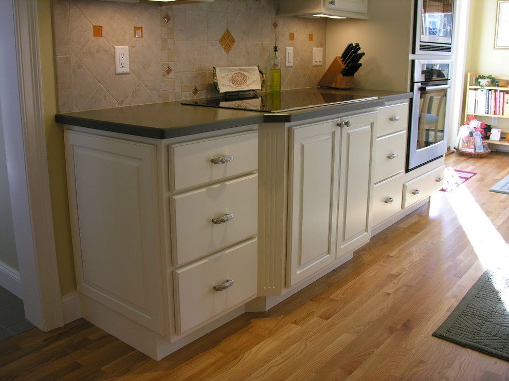 Hammond Lumber for a  Kitchen with a  and Dennis Tefft's Portfolio by Hammond Lumber Company