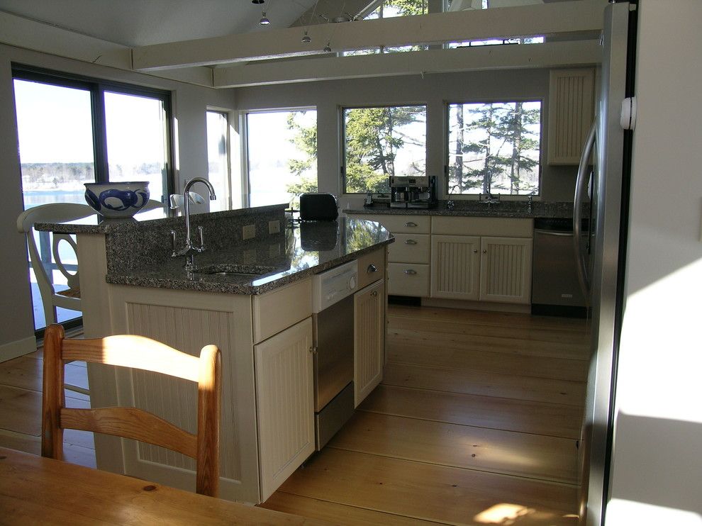 Hammond Lumber for a  Kitchen with a Cabinets and Dennis Tefft's Portfolio by Hammond Lumber Company