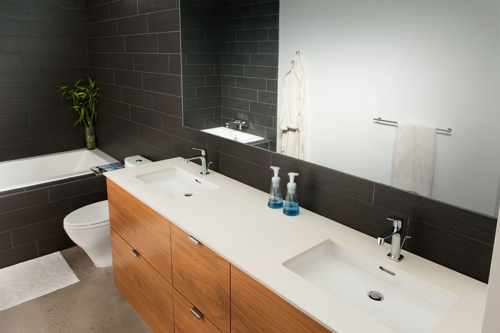 Hansgrohe Usa for a Modern Bathroom with a Axor and Vail House by Hansgrohe Usa