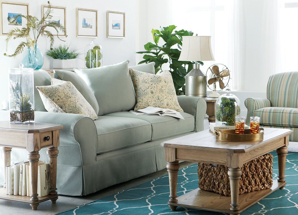 Havertys Furniture For A Beach Style Living Room With A Beach