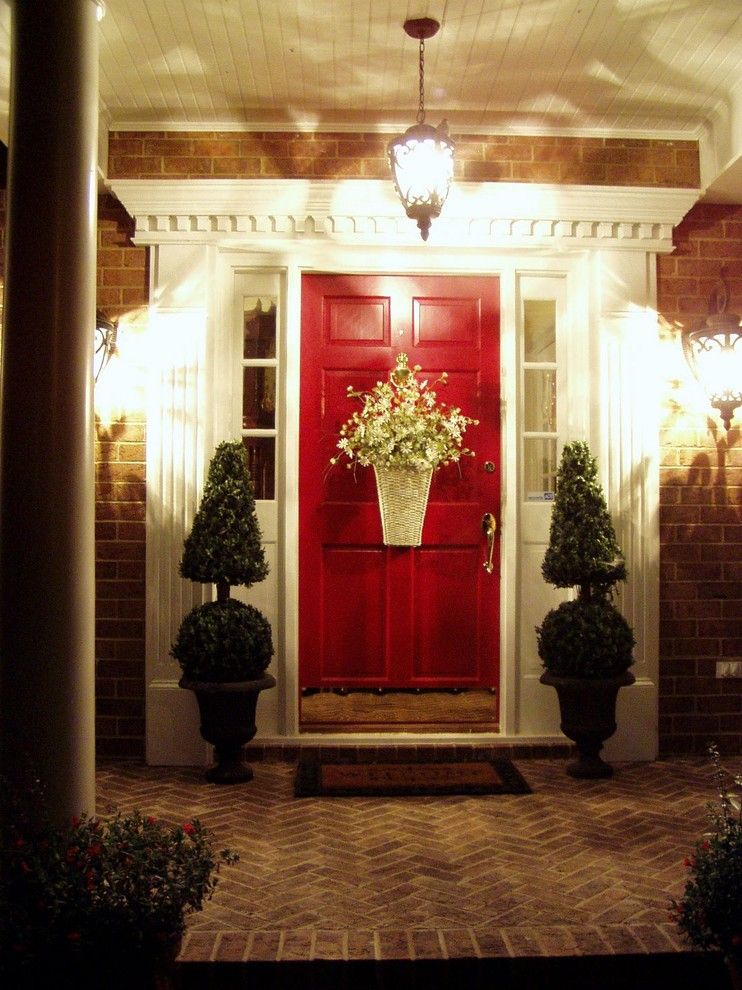 Heritage Homes Fargo for a Traditional Entry with a Outdoor Lighting and Traditional Entry by Betweennapsontheporch.blogspot.com