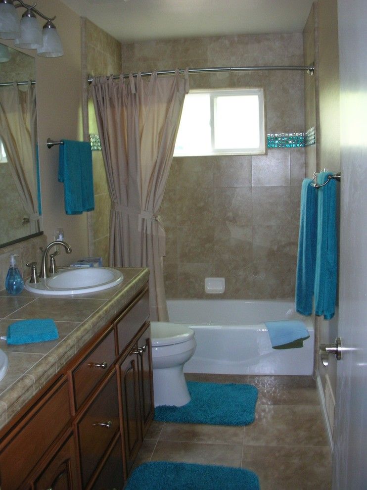 Hiline Homes for a Traditional Bathroom with a Small Bathrooms and Big Changes for Small Bathrooms by Hiline Builders Inc.