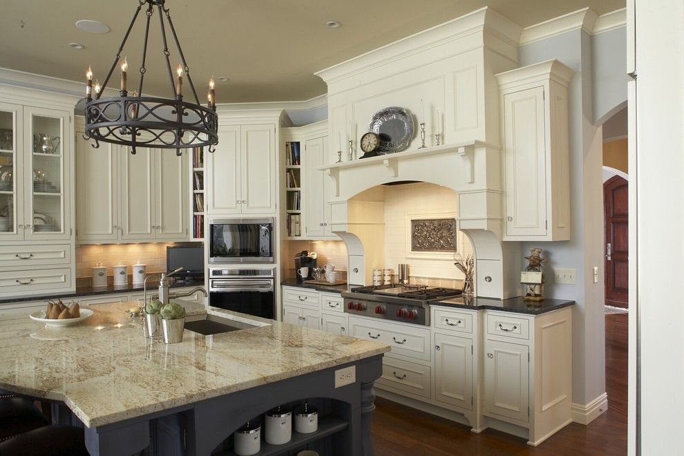 Hirshfields for a Traditional Kitchen with a Open Shelving and Kitchen by Hendel Homes