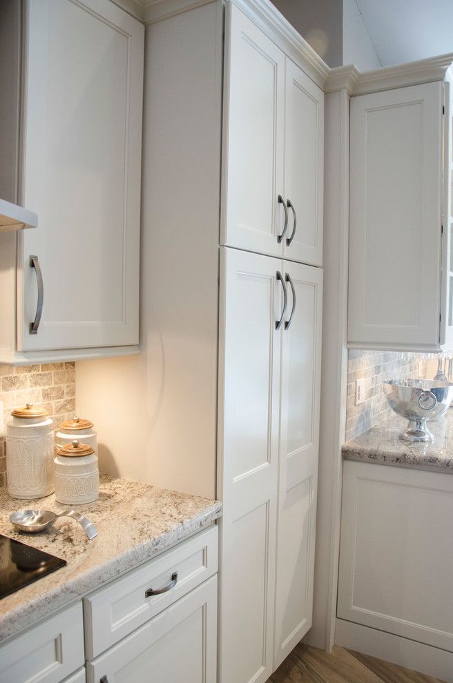 Homecrest Cabinetry for a Transitional Kitchen with a Homecrest Cabinetry and Divine by Kabco Kitchens