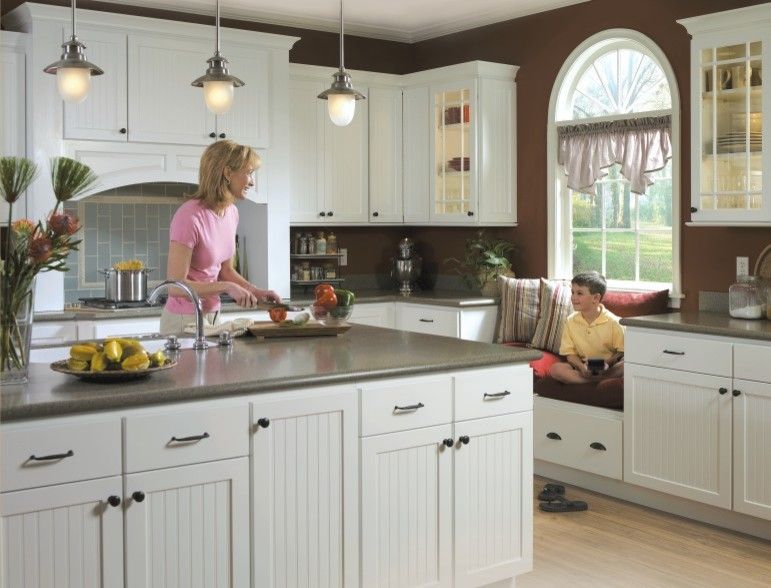 Homecrest Cabinets for a Traditional Kitchen with a Kitchen and Homecrest Bayport Kitchen Cabinets by Masterbrand Cabinets, Inc.