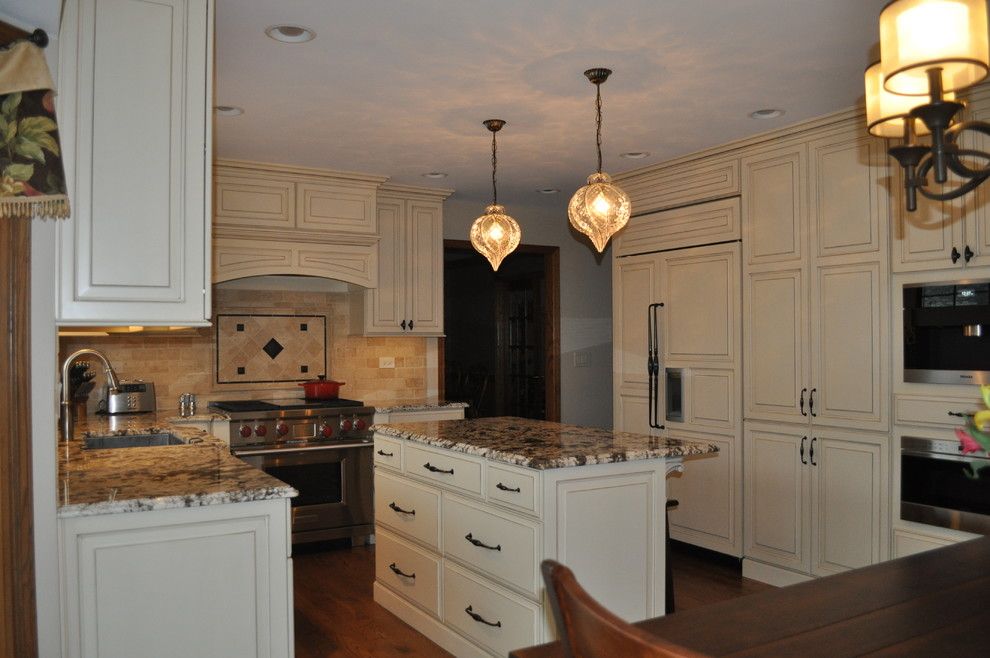 Homewerks for a Traditional Spaces with a Wolf Appliances and Homer Glen Kitchen by Homewerks