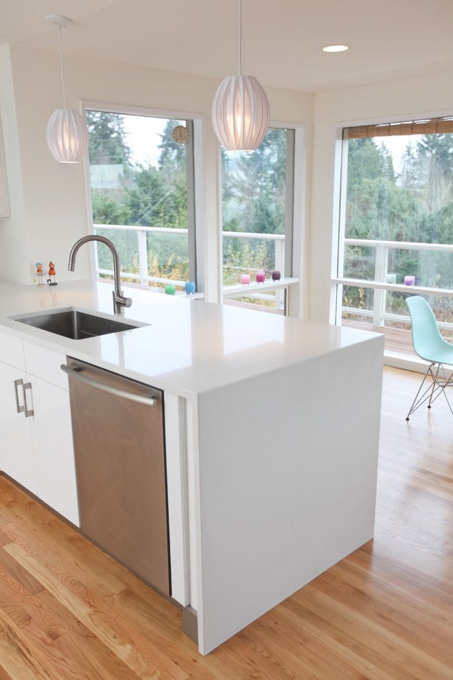 How To Clean Quartz Countertops For A Midcentury Kitchen With A