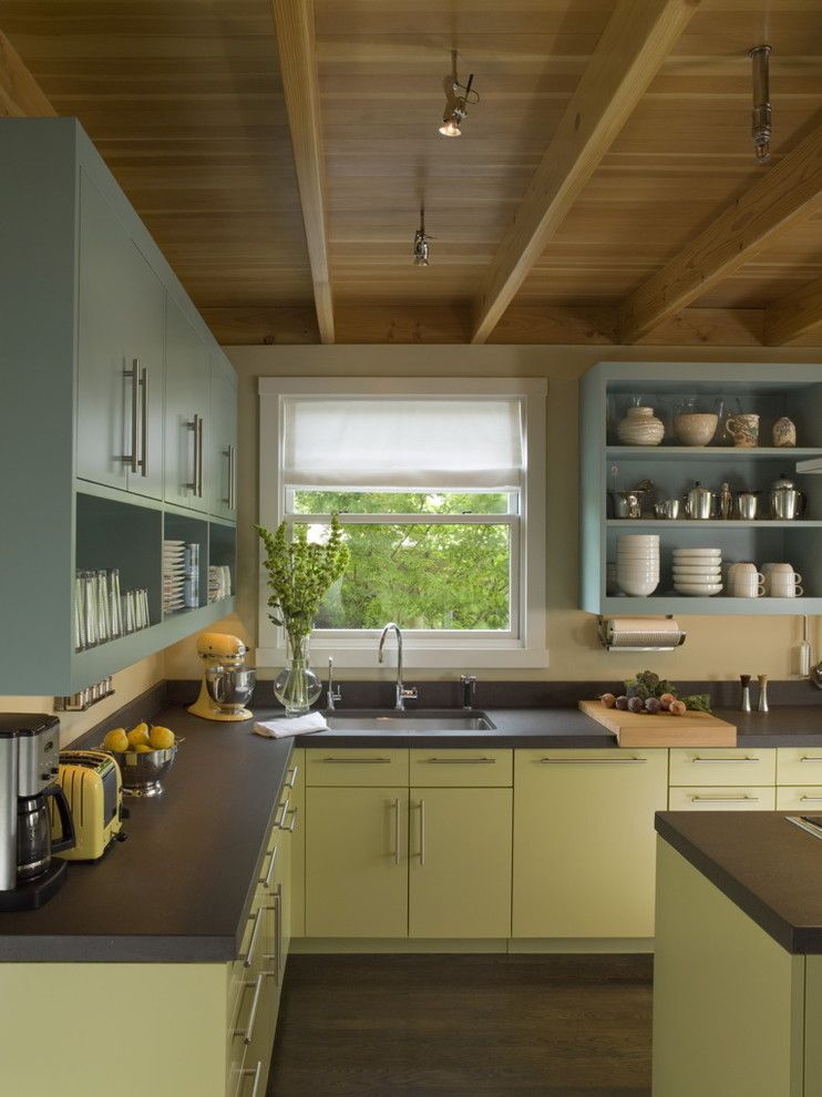 How to Repaint Kitchen Cabinets for a Contemporary Kitchen with a Beige Wall and Beverly Place   Kitchen by Studio Sarah Willmer Architecture