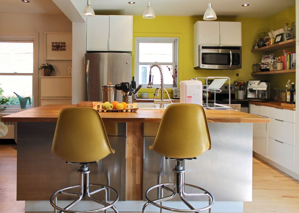 Ikea Microwave for a Eclectic Kitchen with a White Cabinet and My Houzz: Color and Creativity Energize a Midcentury Home by Laura Garner