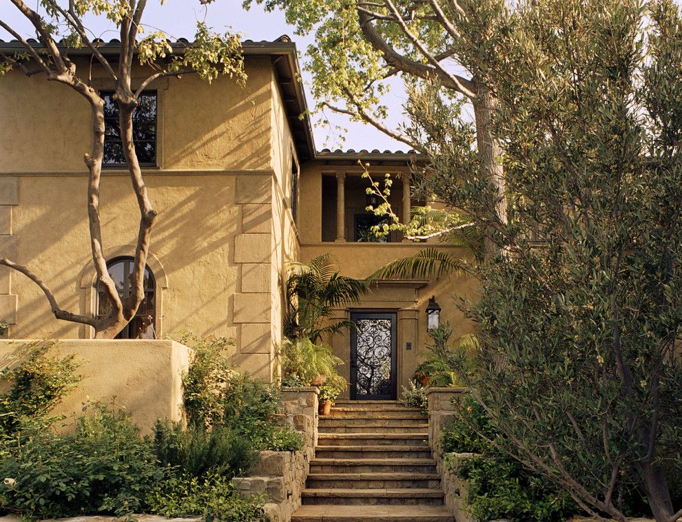 Jeff Lewis Paint for a Mediterranean Exterior with a Villa and Mediterranean Classic by Tommy Chambers Interiors, Inc.