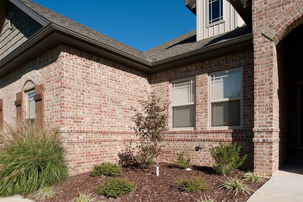 Jenkins Brick for a Traditional Exterior with a Mortar and Residential by Acme Brick Company