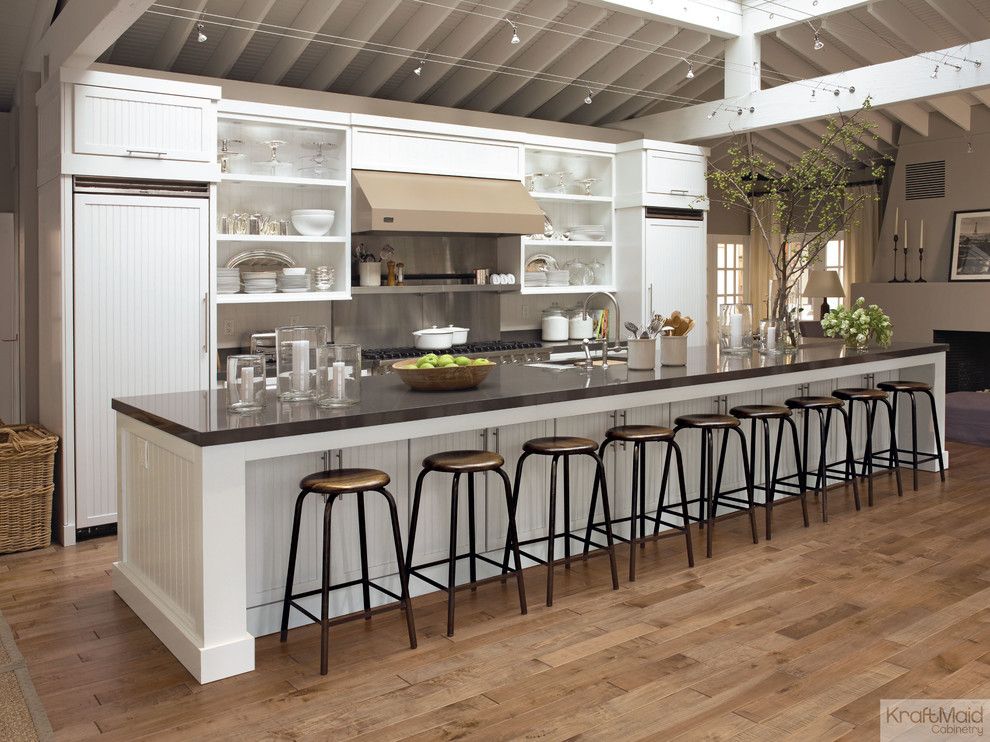 Kraft Maid for a Transitional Kitchen with a Island and Kraftmaid: Maple Cabinetry in Dove White by Kraftmaid