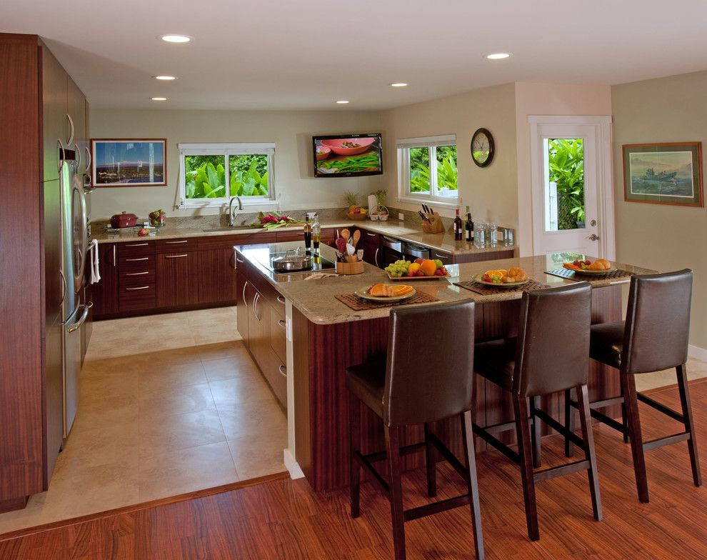 L484 for a Tropical Kitchen with a Kitchen Lighting and Kitchen & Bathroom Remodel Hawaii by Ferguson Bath, Kitchen & Lighting Gallery