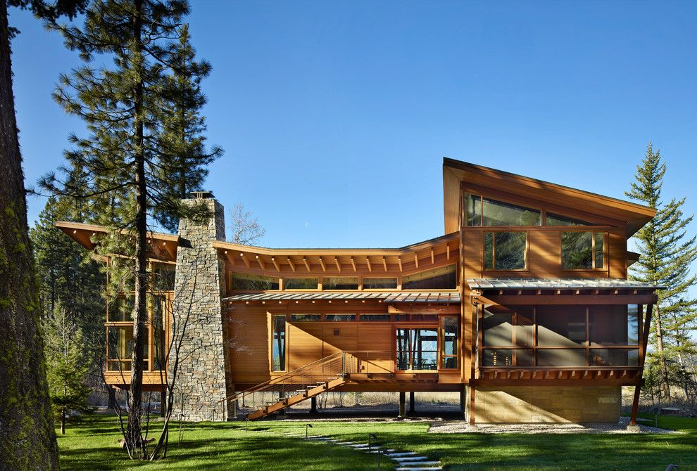 Lacy Bella Designs for a Contemporary Exterior with a Mountain Contemporary and Mazama House by Finne Architects