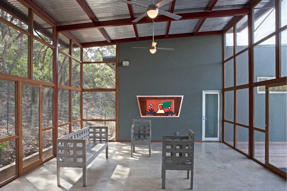 Lanai Porch for a Modern Porch with a Enclosed Porch and Hillbrook Drive Residence by Steinbomer, Bramwell & Vrazel Architects