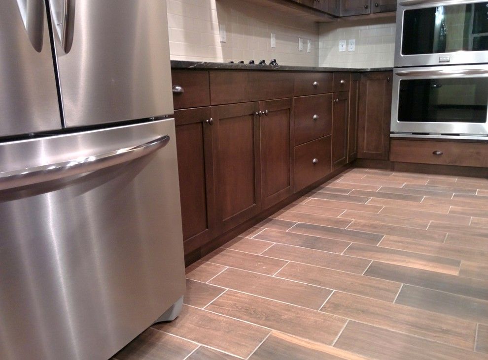 Legacy Cabinets for a Craftsman Kitchen with a Kennewick and Private Residence Kennewick, Wa by Legacy Mill & Cabinet Nw Llc