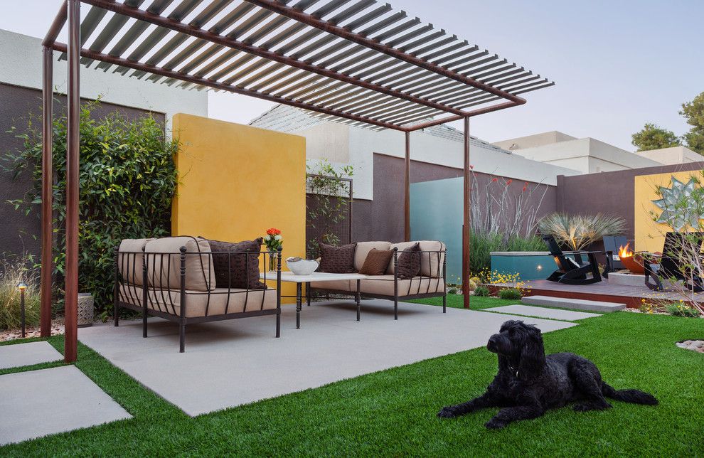 Loll Designs for a Modern Landscape with a Modern and the Colony House by Coffman Studio