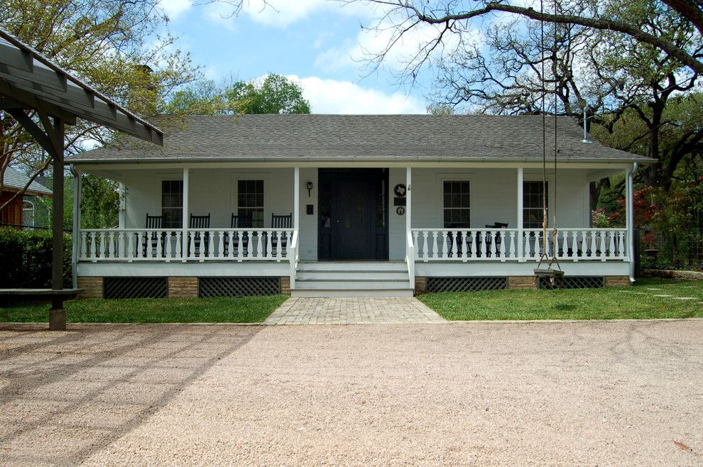 Lowes Chesapeake Va for a Farmhouse Exterior with a Grass and Historic House by Tim Cuppett Architects